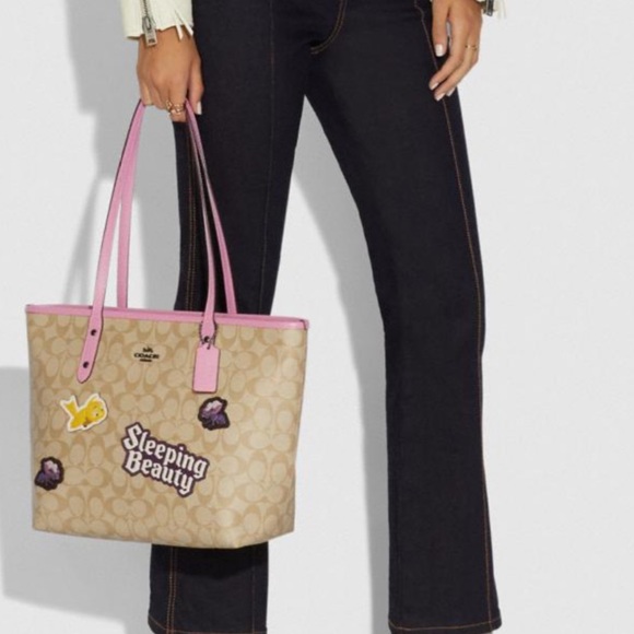 Authentic Coach leather Disney collection L.Edition zip top tote - Picture 4 of 12